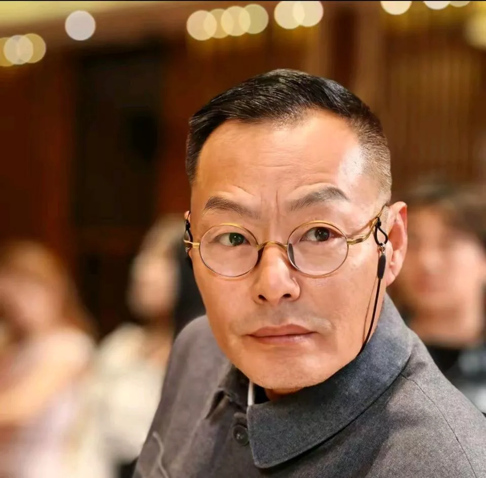 草根演员王新昉猝然离世,年仅55岁,儿子回应