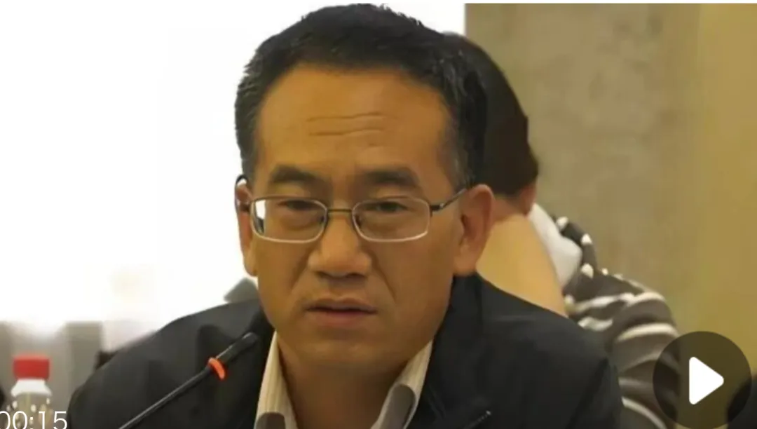 金融圈美女大佬的倒掉 金融圈美女大佬的倒掉